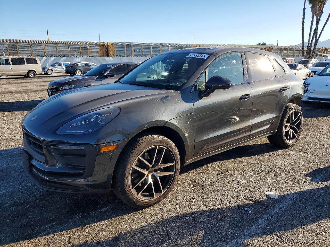 2025 PORSCHE MACAN Macan, Macan T