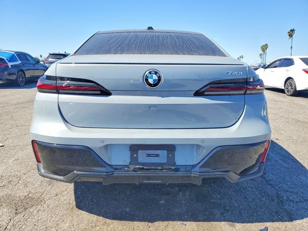 2024 BMW 740