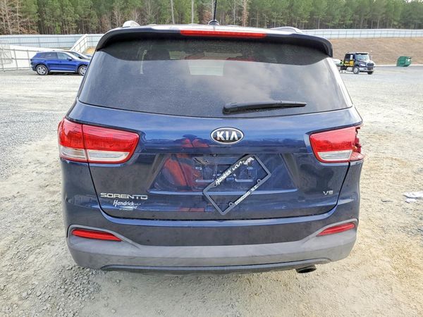 2017 KIA SORENTO L, LX