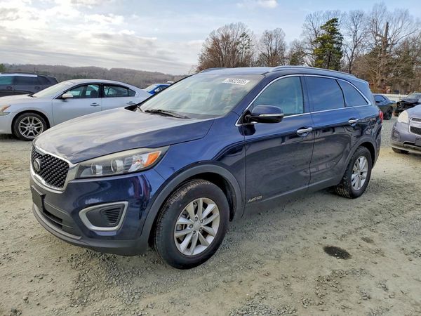 2017 KIA SORENTO L, LX