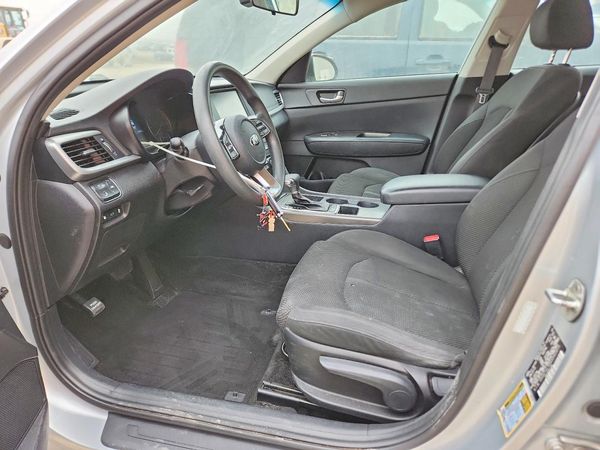 2019 KIA OPTIMA LX, S