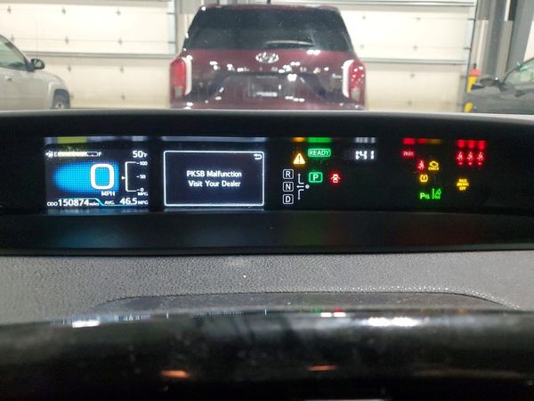 2019 TOYOTA PRIUS