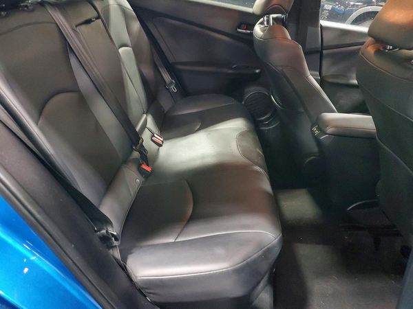 2019 TOYOTA PRIUS