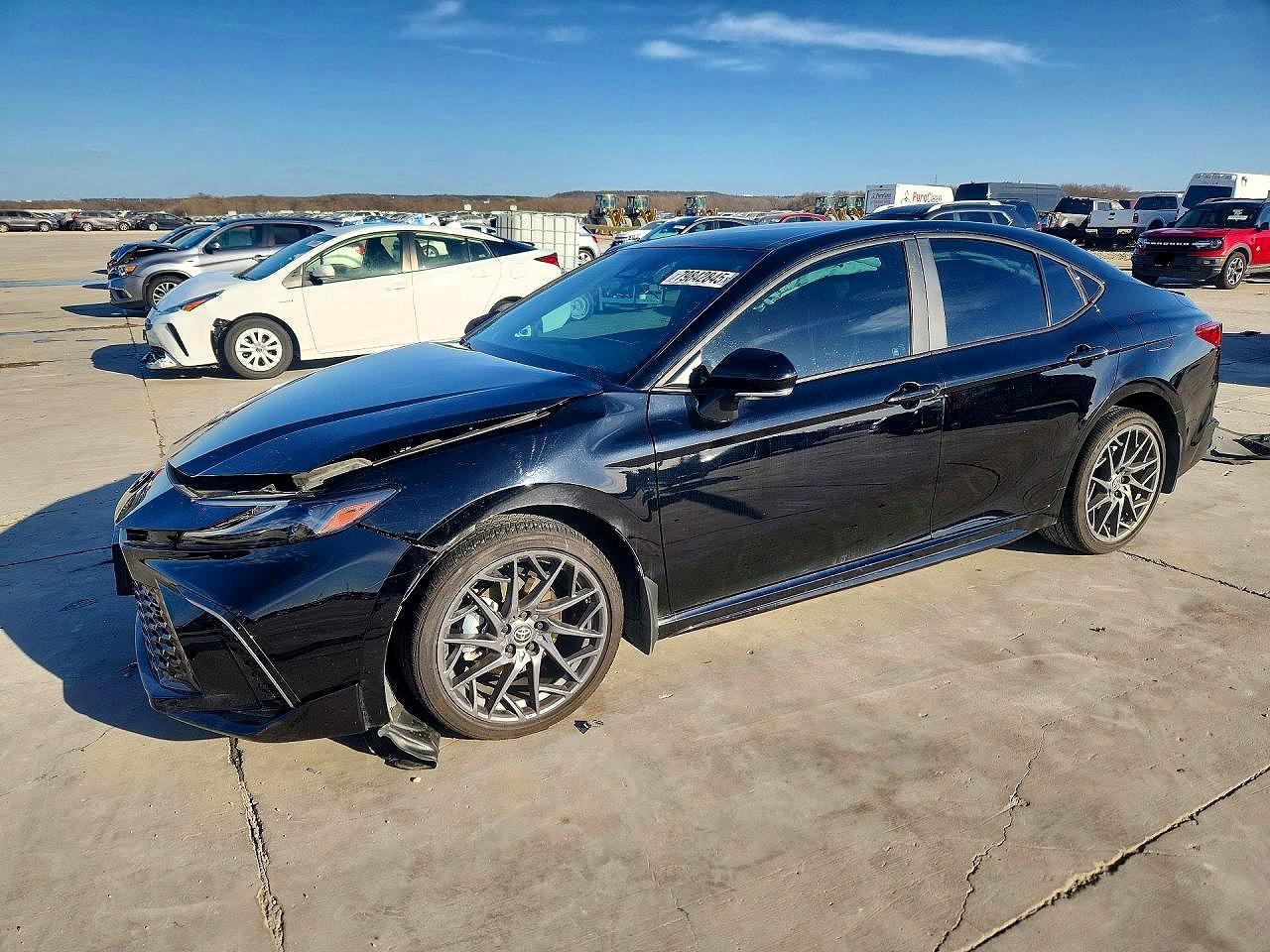 2025 TOYOTA CAMRY