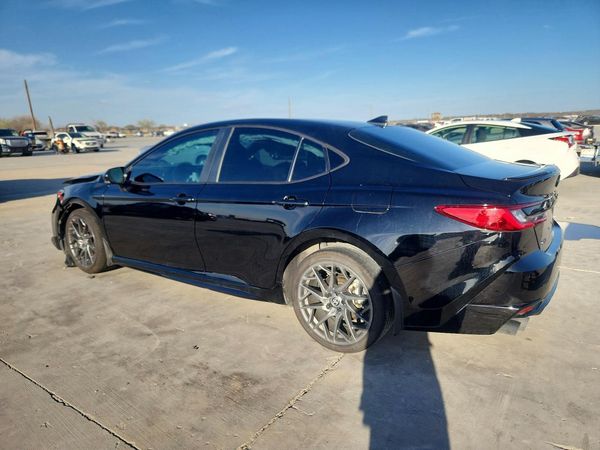 2025 TOYOTA CAMRY