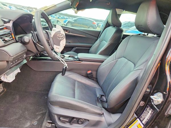 2025 TOYOTA CAMRY