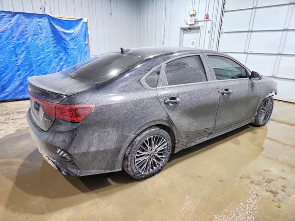 2023 KIA FORTE GT Line