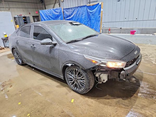 2023 KIA FORTE GT Line