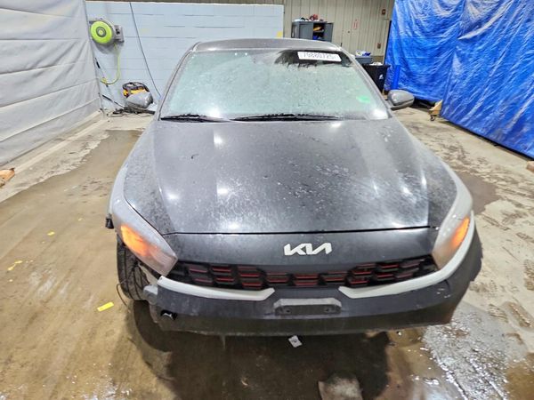 2023 KIA FORTE GT Line