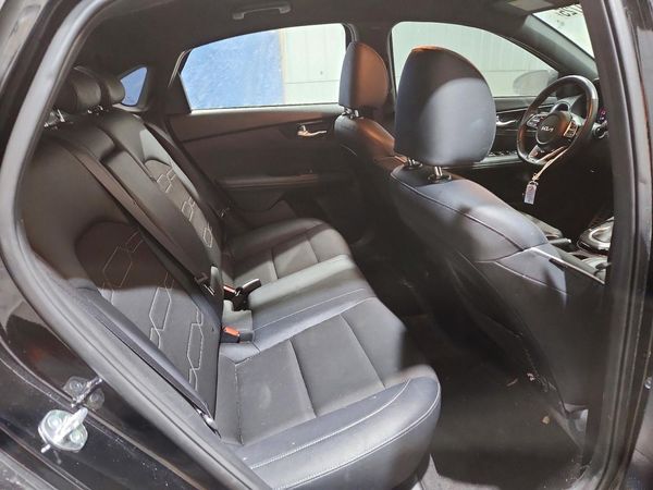 2023 KIA FORTE GT Line