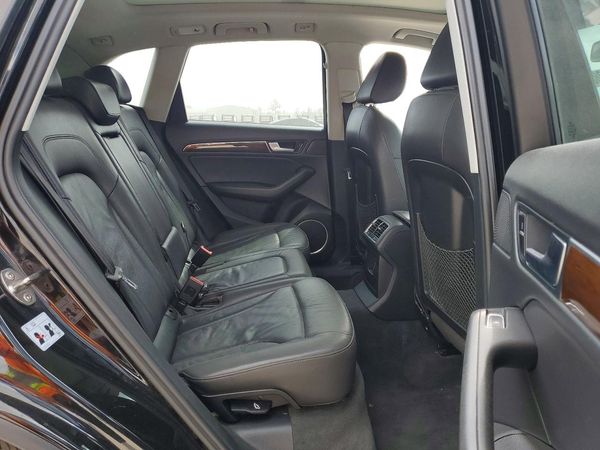 2016 AUDI Q5 quattro Premium Plus