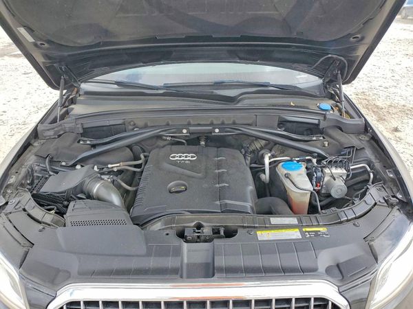 2016 AUDI Q5 quattro Premium Plus