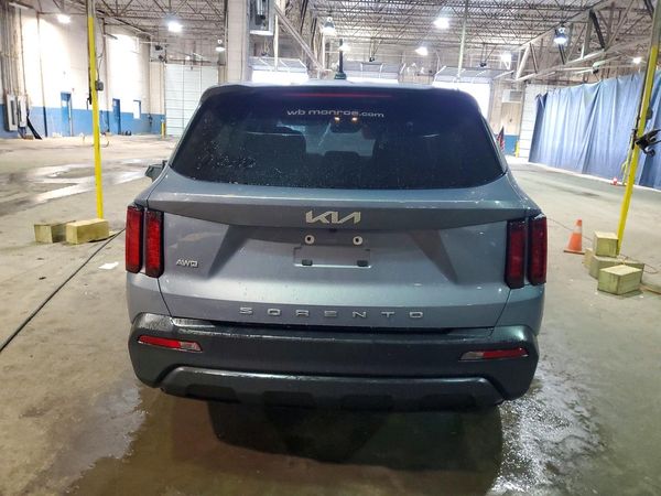 2022 KIA SORENTO LX