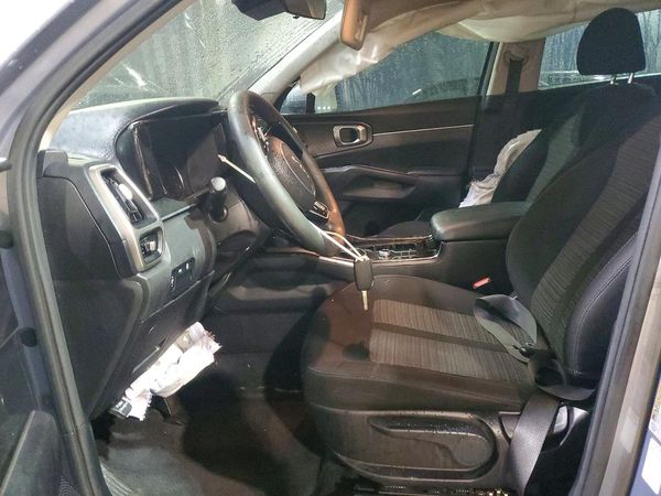 2022 KIA SORENTO LX