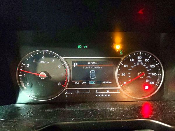 2022 KIA SORENTO LX