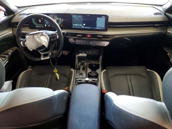 2025 KIA K5