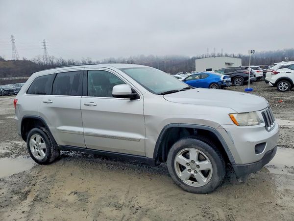 2012 JEEP GRAND CHER Laredo — Passenger 3/4