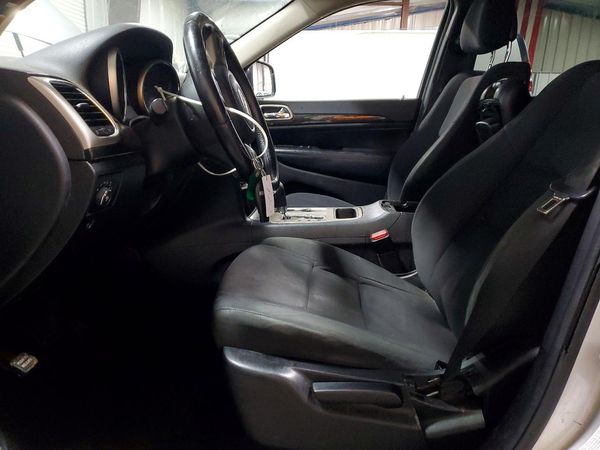 2012 JEEP GRAND CHER Laredo — DENT