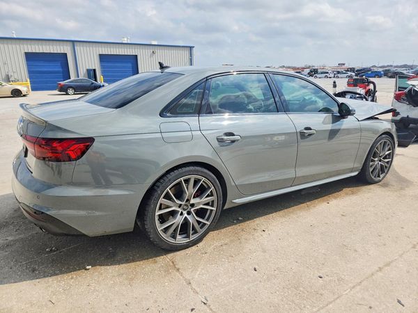 2021 AUDI S4