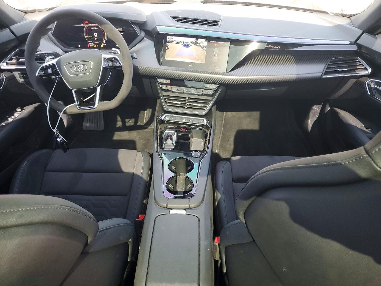 2023 AUDI E-TRON GT