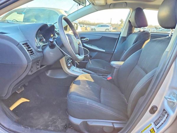 2012 TOYOTA COROLLA