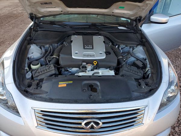 2015 INFINITI Q60 CONVERTIBLE