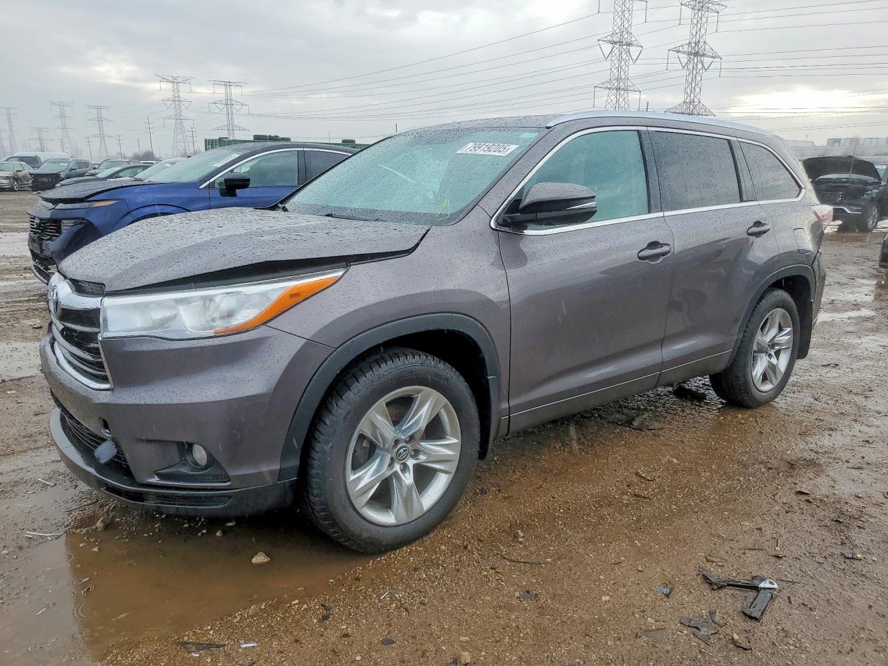 2016 TOYOTA HIGHLANDER