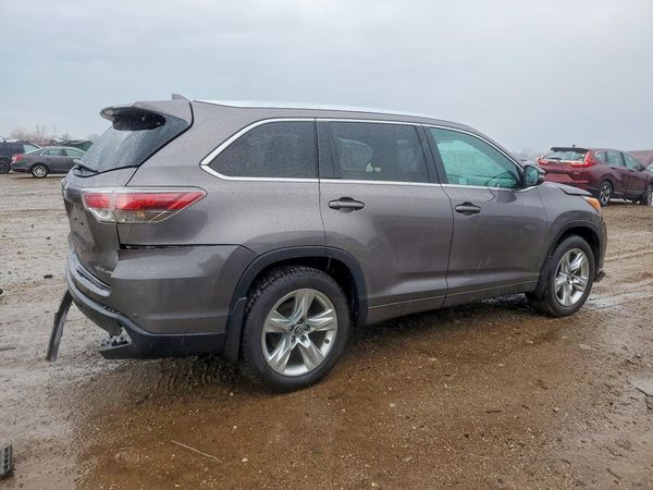 2016 TOYOTA HIGHLANDER