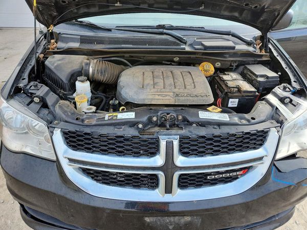 2019 DODGE GRAND CARAVAN SE