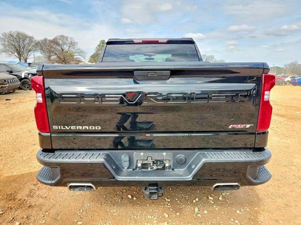 2020 CHEVROLET SILVERADO RST
