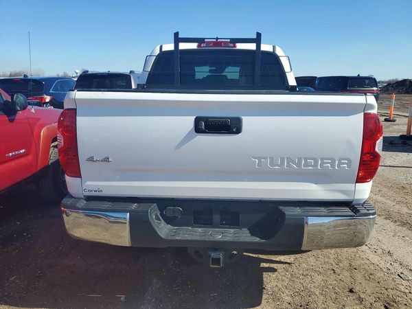 2020 TOYOTA TUNDRA SR5 Grade