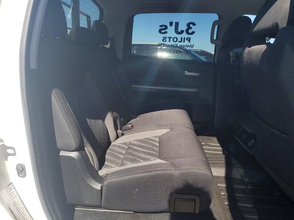 2020 TOYOTA TUNDRA SR5 Grade