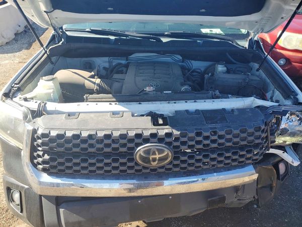 2020 TOYOTA TUNDRA SR5 Grade