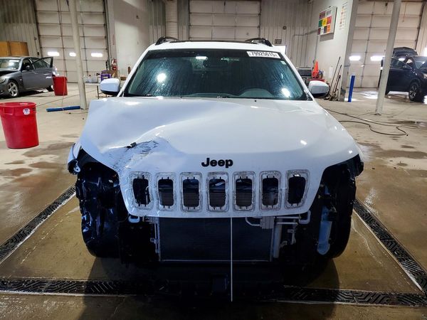 2019 JEEP CHEROKEE LATITUDE PLUS 4X4