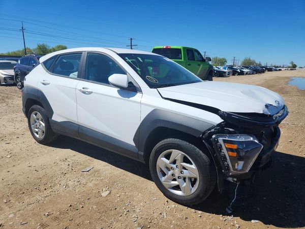 2024 HYUNDAI KONA SE