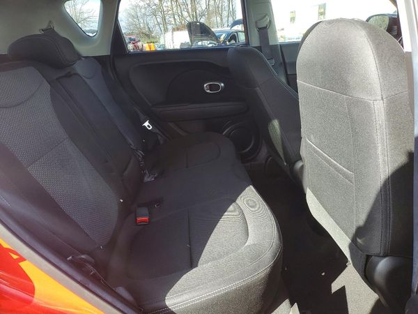 2019 KIA SOUL