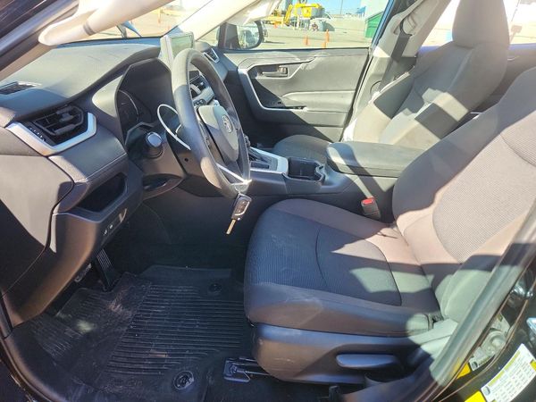 2023 TOYOTA RAV4 LE