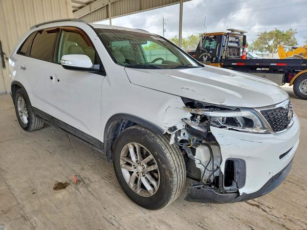 2015 KIA SORENTO GL