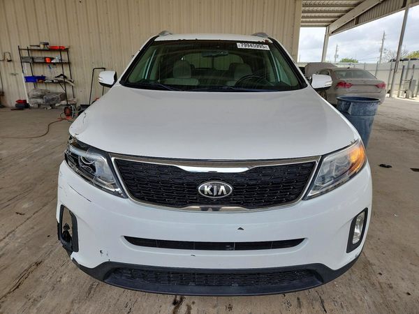 2015 KIA SORENTO GL