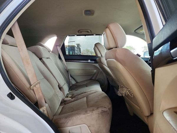2015 KIA SORENTO GL