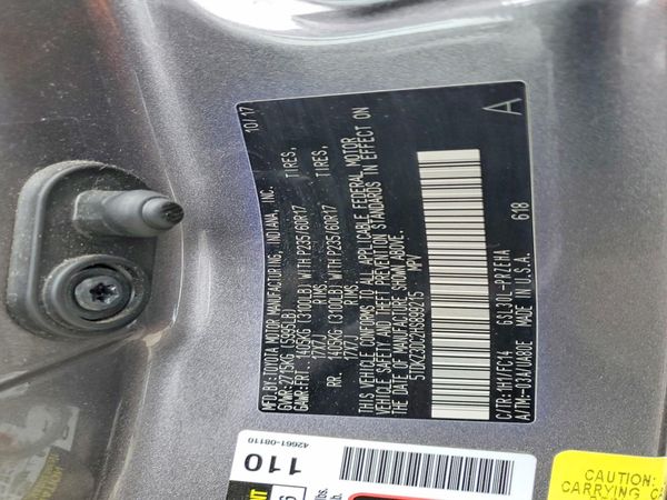2017 TOYOTA SIENNA LE Mobility/LE