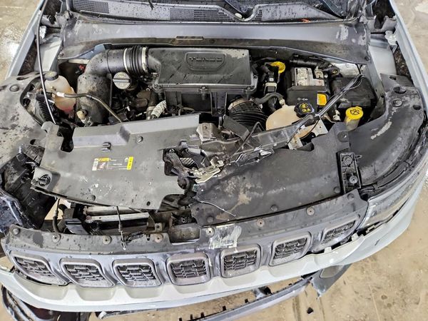 2024 JEEP COMPASS Trailhawk — Engine bay