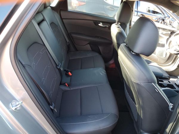 2024 KIA FORTE GT Line