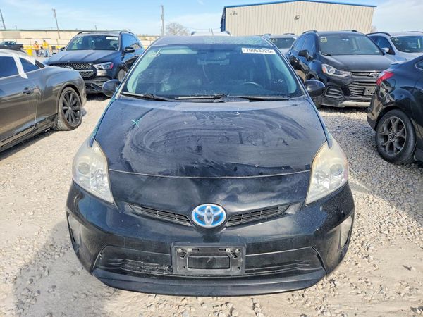 2015 TOYOTA PRIUS