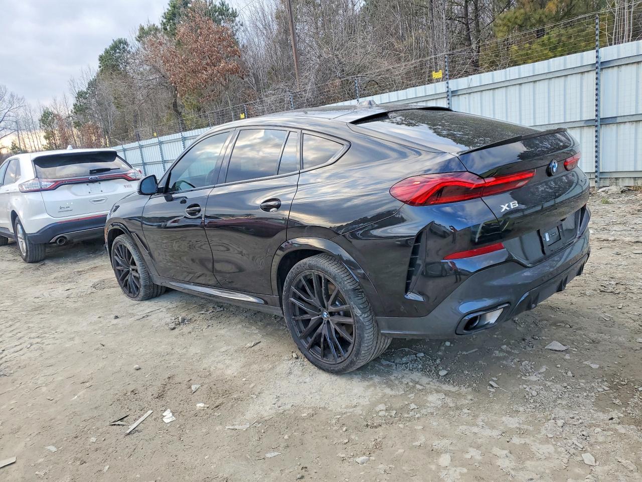 2025 BMW X6 xDrive40i
