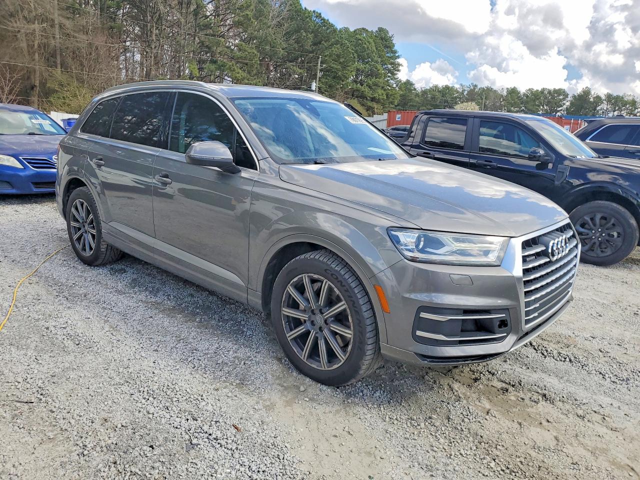 2017 AUDI Q7 quattro Premium Plus