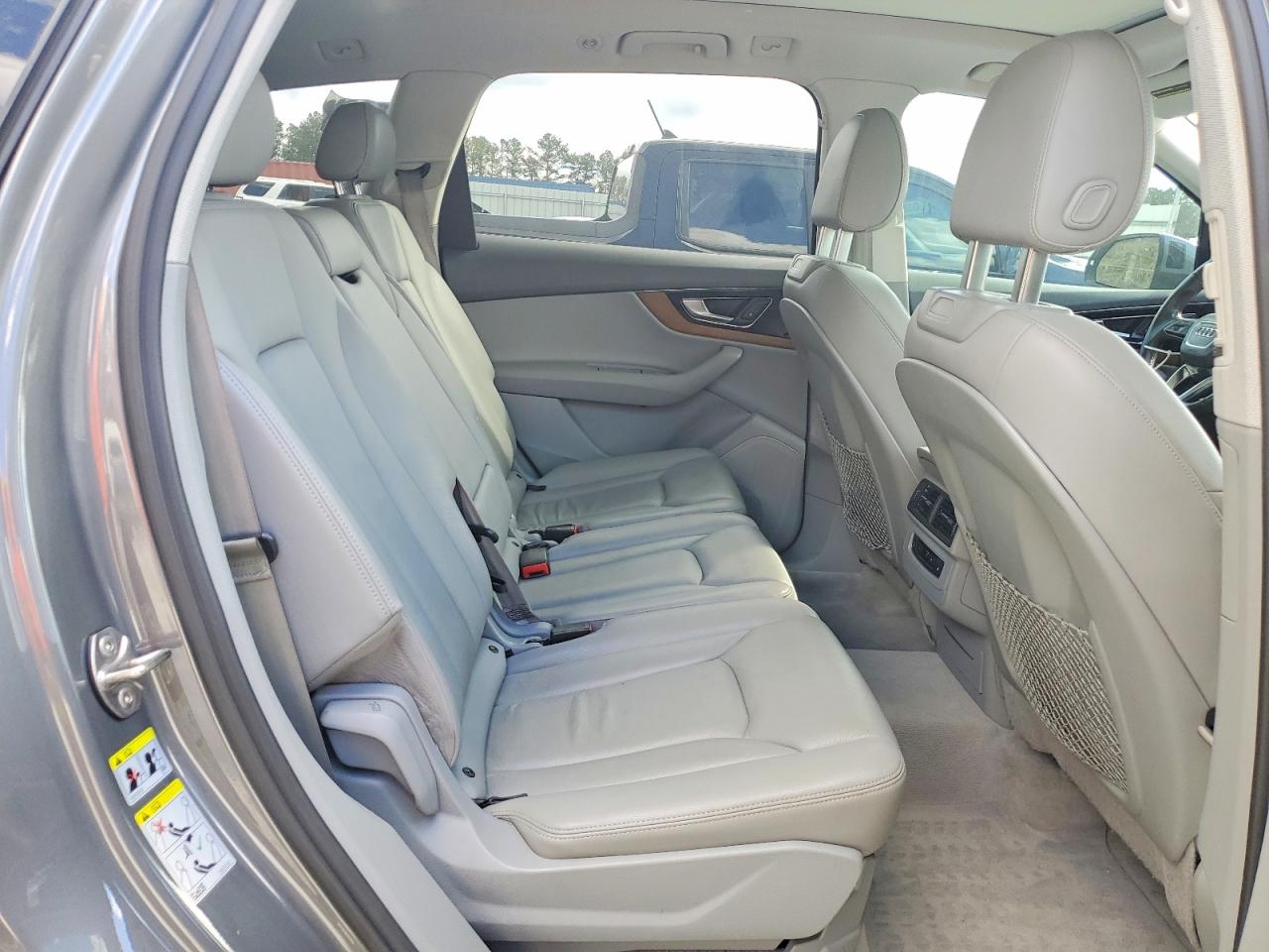 2017 AUDI Q7 quattro Premium Plus