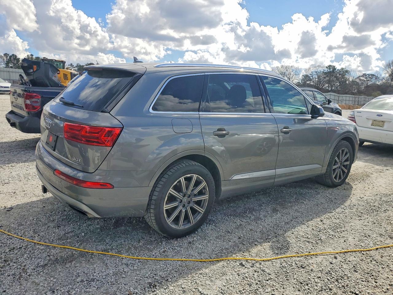2017 AUDI Q7 quattro Premium Plus