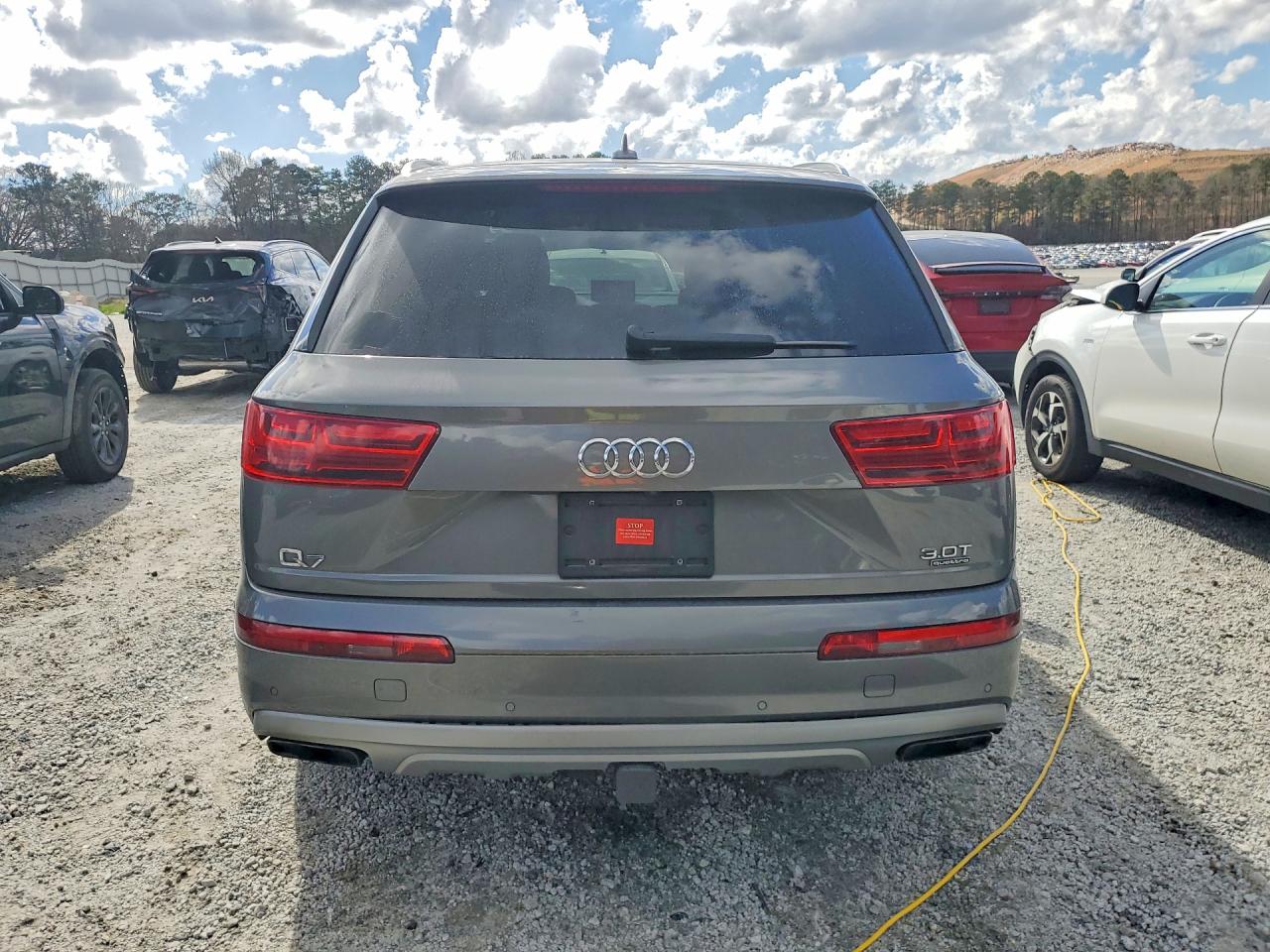 2017 AUDI Q7 quattro Premium Plus