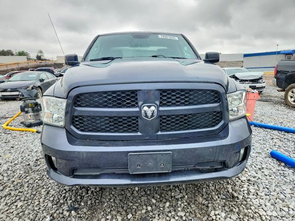 2018 RAM 1500 ST QUAD CAB 4X4